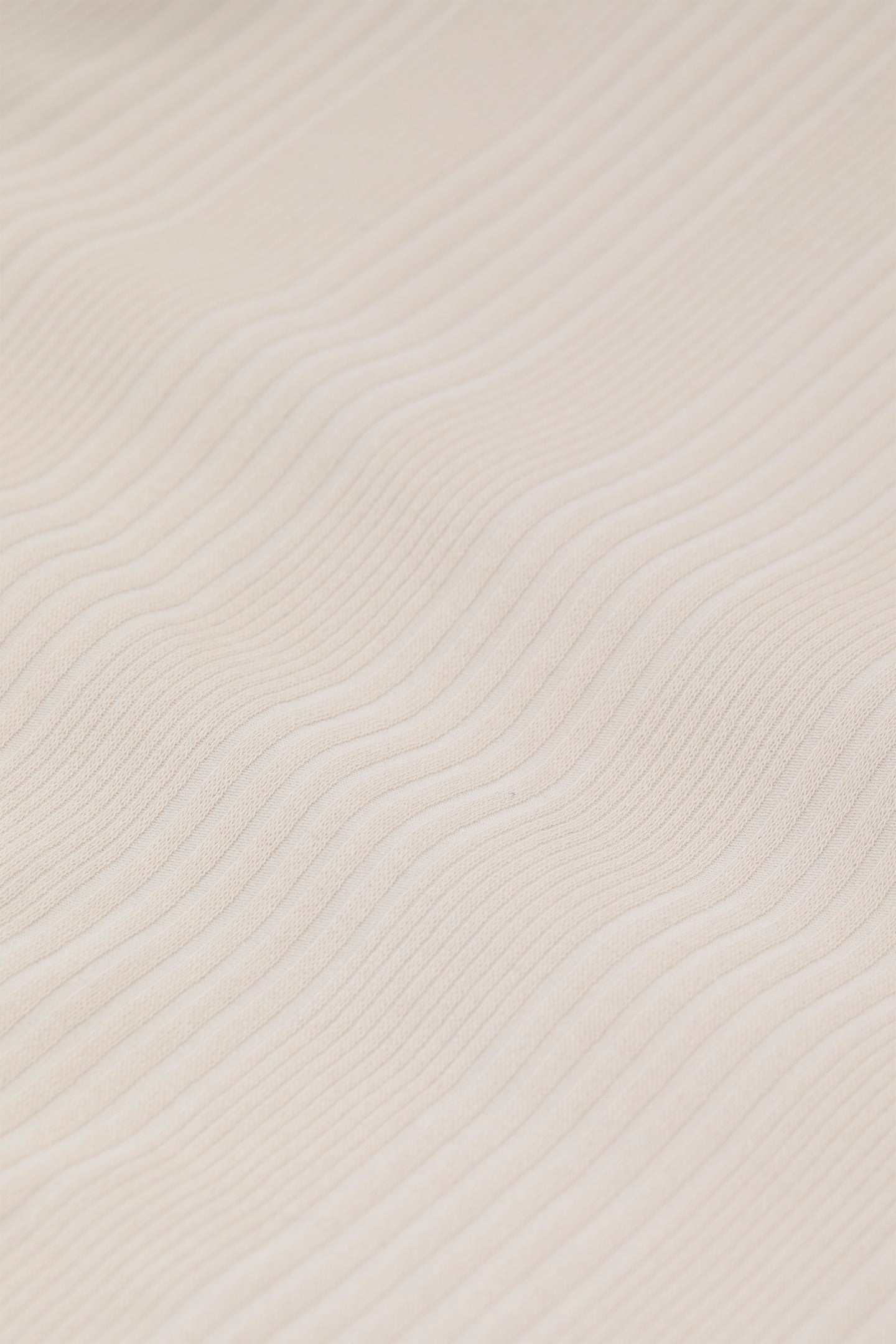 STRAIGHT NECK LONGSLEEVE T-SHIRTS PEARL BEIGE 6