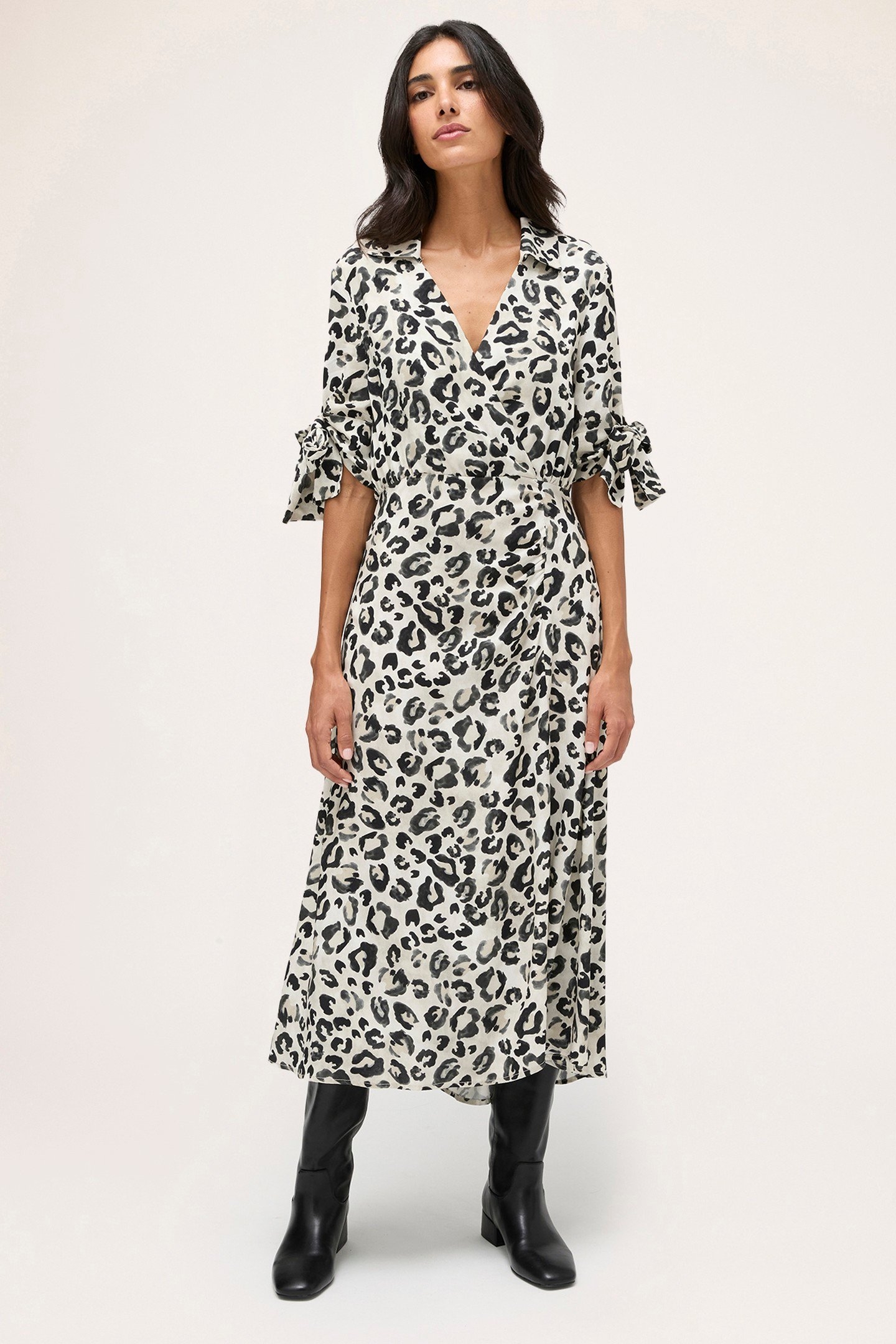 FLOWING DRESS WITH ANIMAL PRINT BEIGE 1