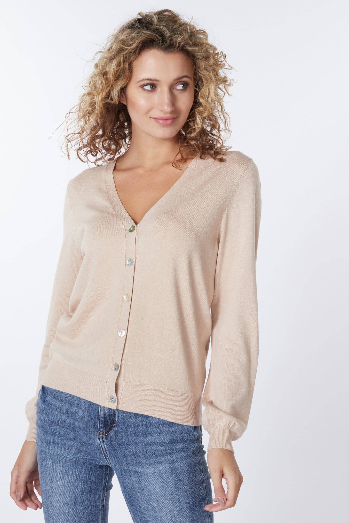 CARDIGAN BASIC V-NECK WARM SAND 1