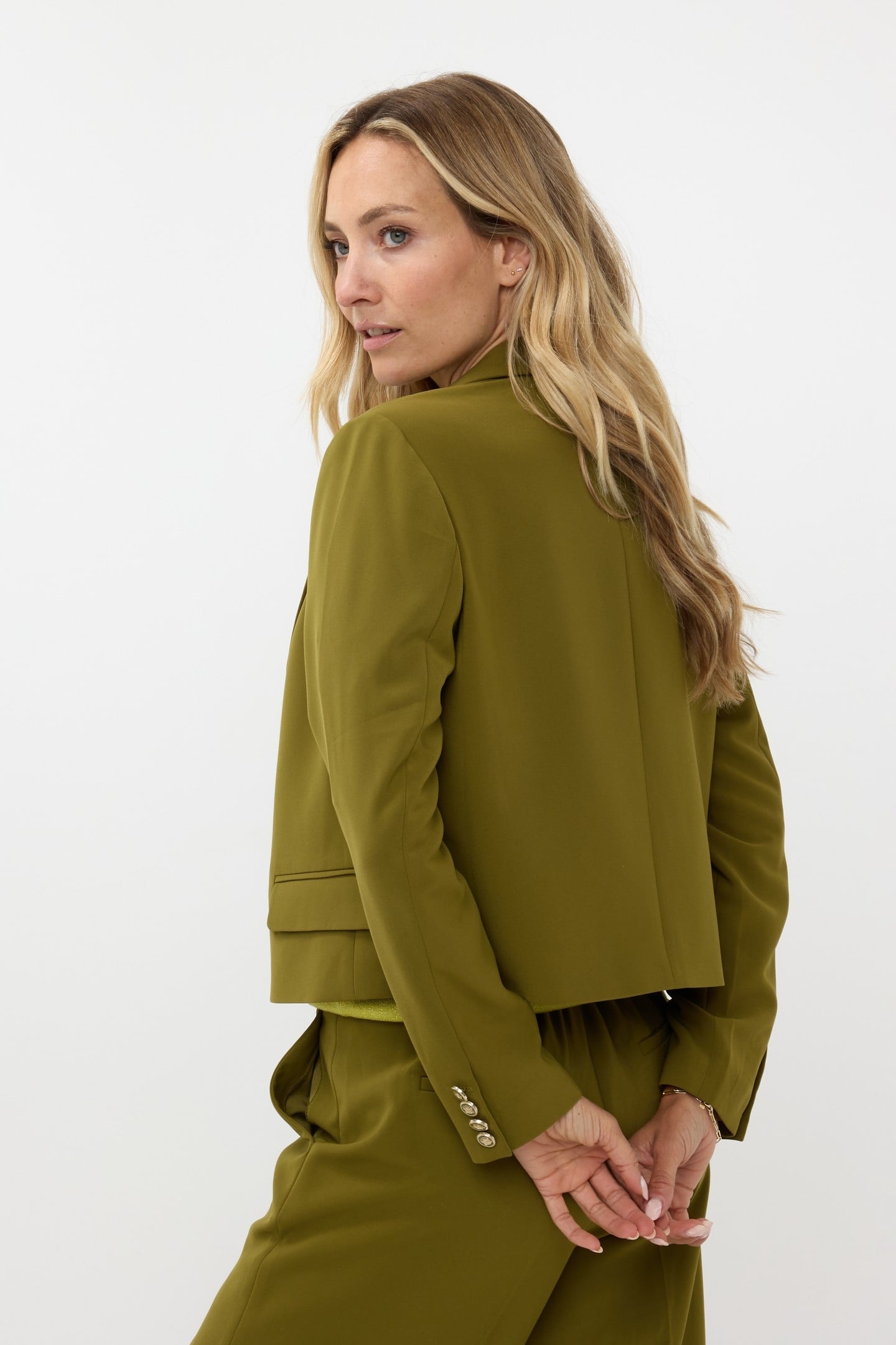 BLAZER SHORT CITY MOSS GREEN 4