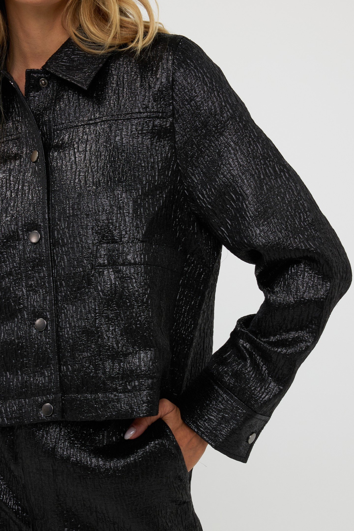 BLAZER METALLIC BLACK 6