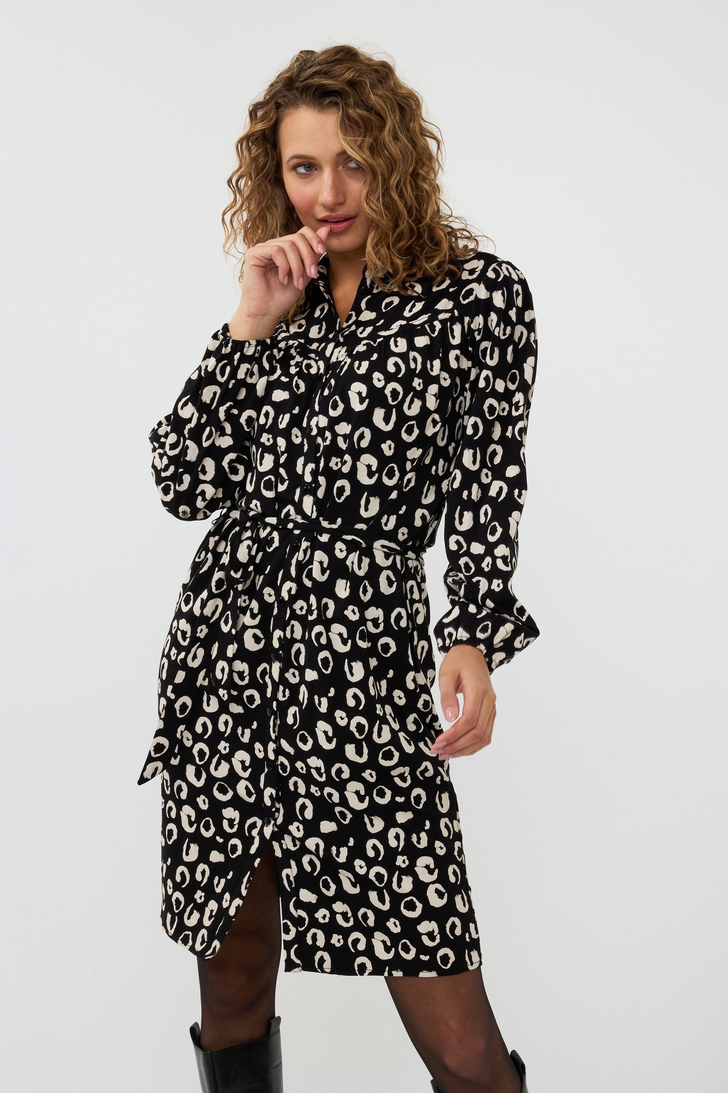 DRESS V-TAPE WILDERNESS SJ PRINT 2